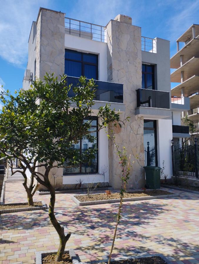 גוניו European Village Old Villa 6 מראה חיצוני תמונה